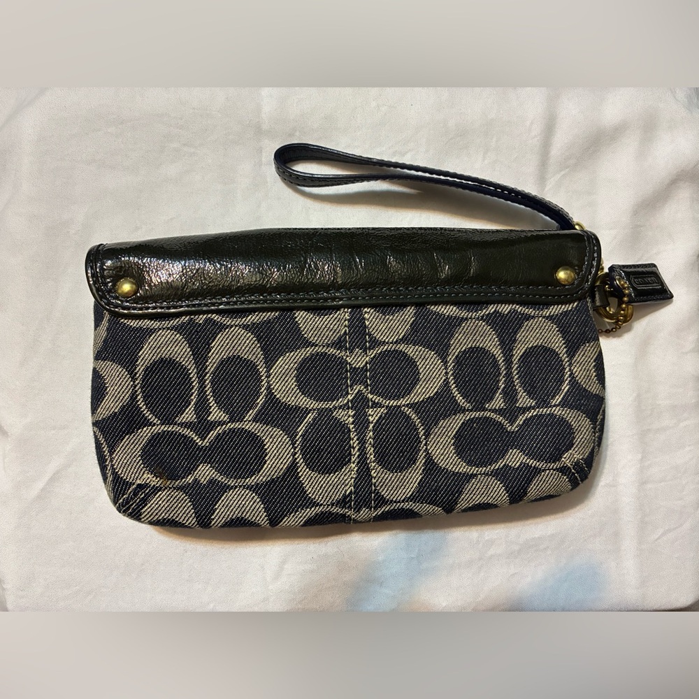 Coach Denim Signature Jacquard Buckle Flap Wristlet Y2K - Picture 2 of 4